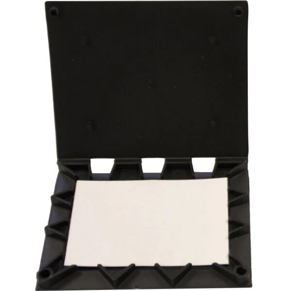 Pissebeddendoosje Met Lijmvel